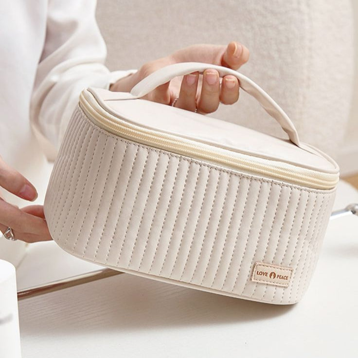 MINIMAL TRAVEL PU POUCH