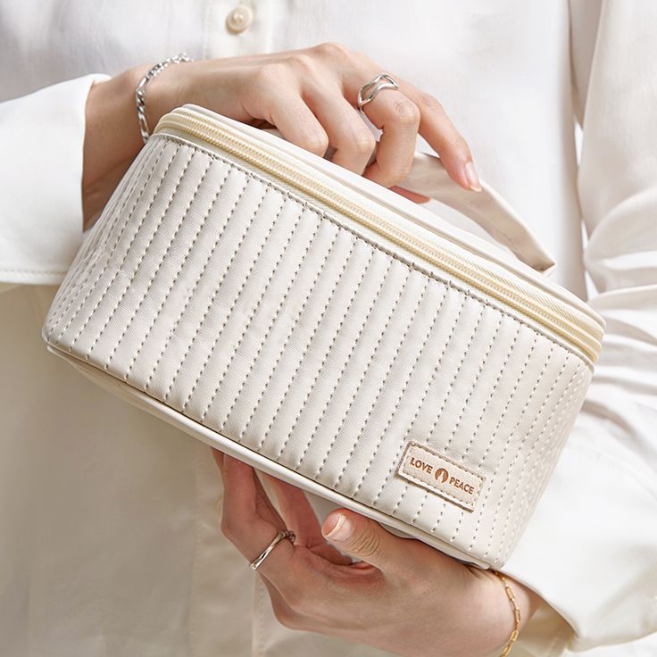MINIMAL TRAVEL PU POUCH