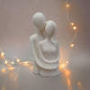 COUPLE HUGGING CANDLE