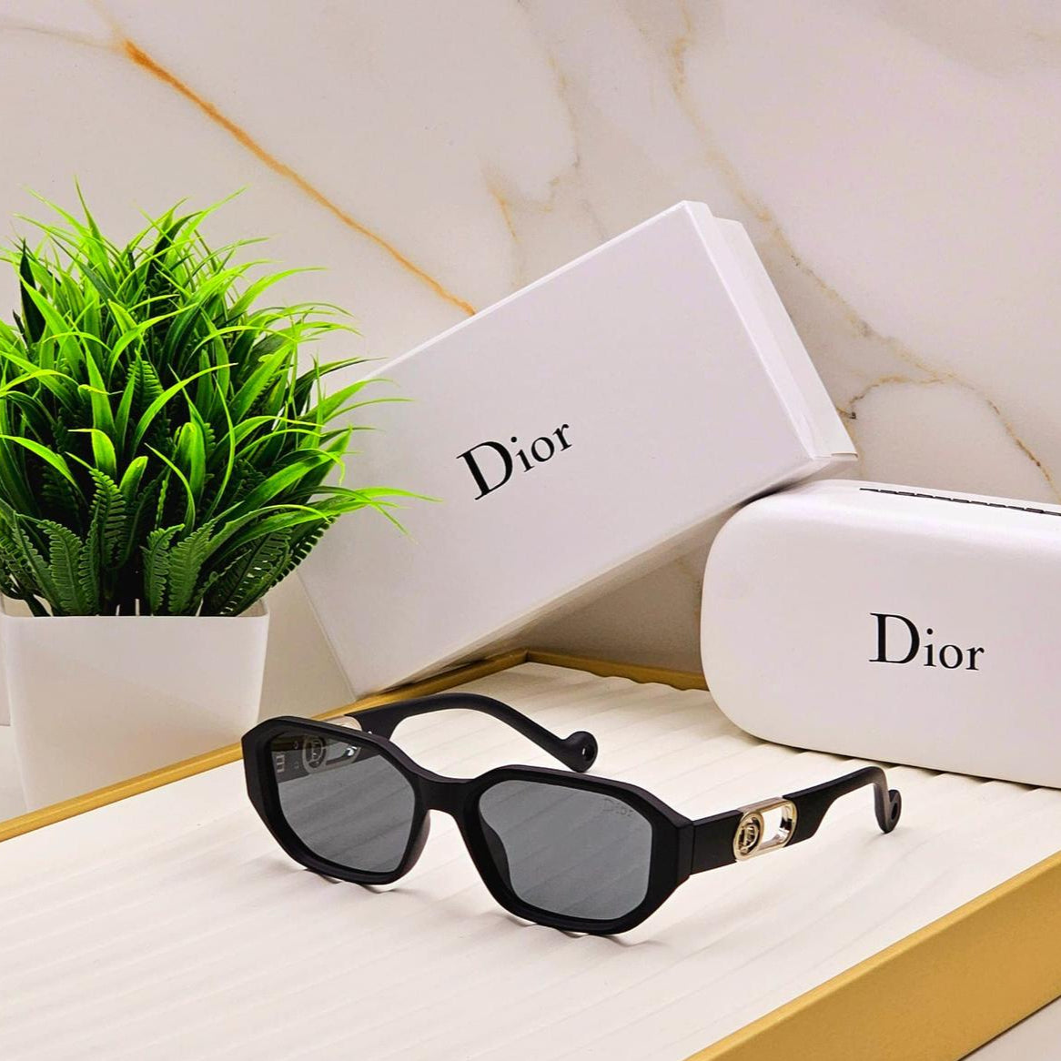 DIOR SHADES