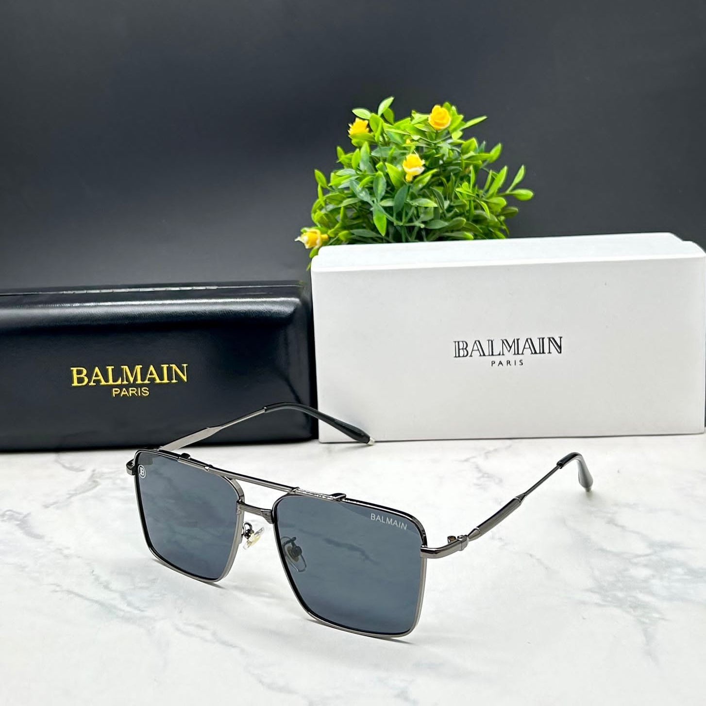 BALMAIN OLD MONEY SHADES