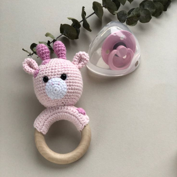 BABY GIRAFFE PINK RATTLE