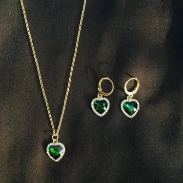 HEART STONE NECKCHAIN AND EARRINGS