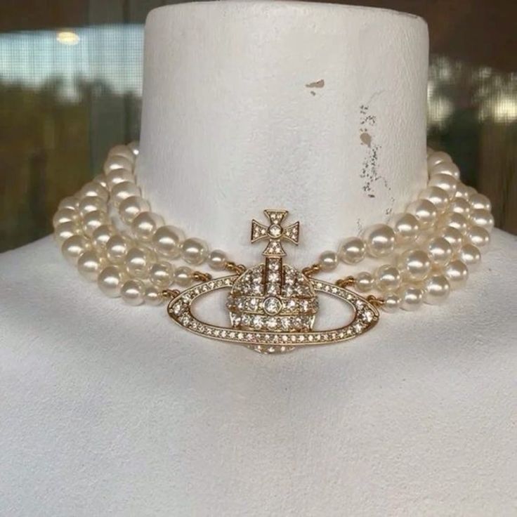 3 ROW VIVIENNE WESTWOOD NECKLACE