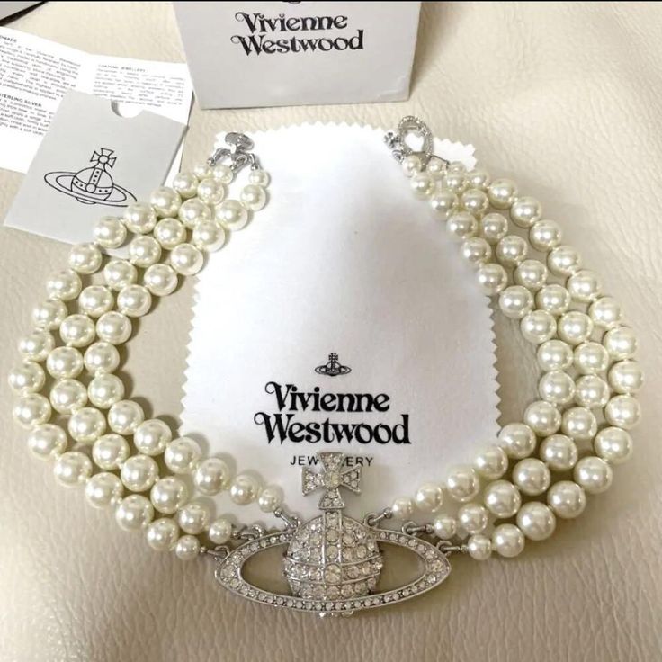 3 ROW VIVIENNE WESTWOOD NECKLACE